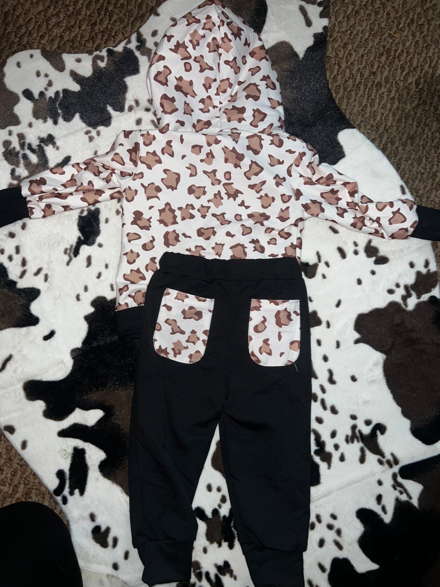 GIRLS cheetah jogger set