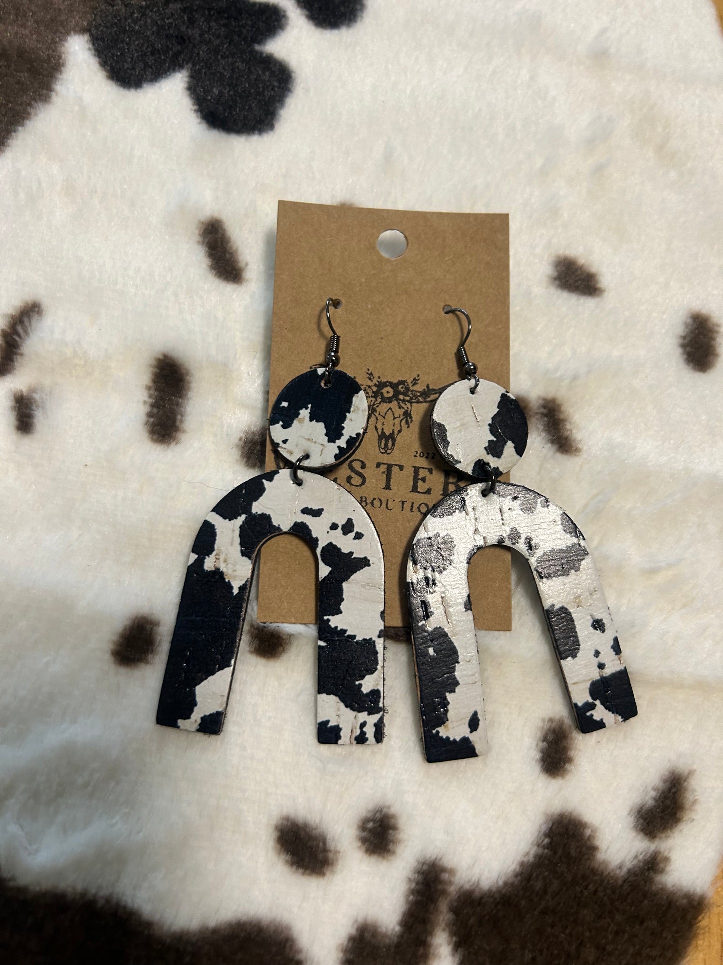 arch dangle earrings