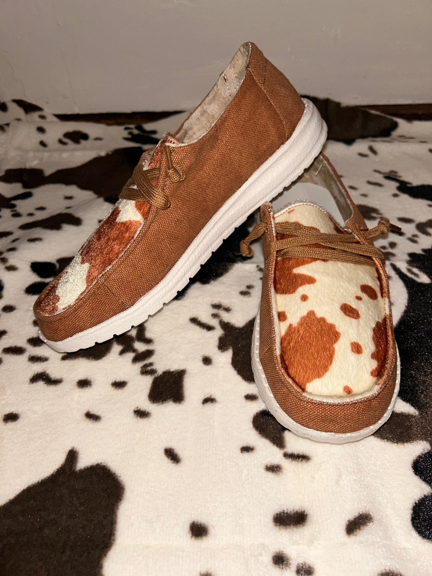 mooma sneakers