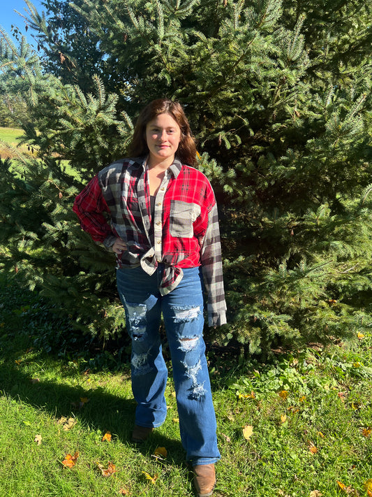 Dark ripped mama jeans