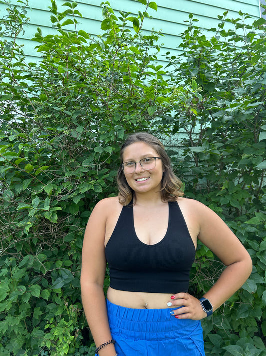 black ribbed cropped tank